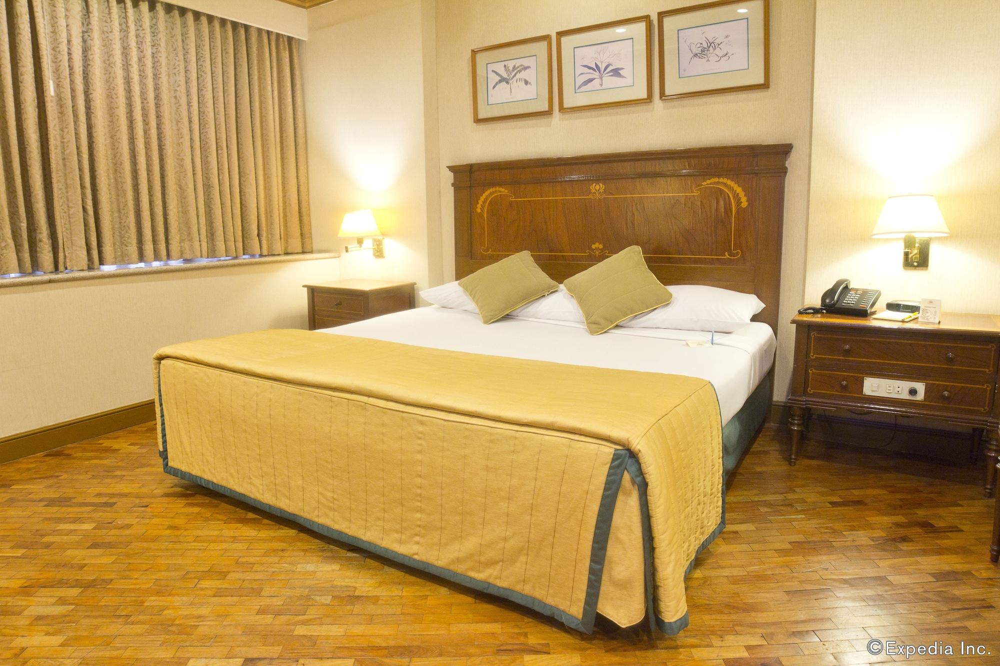 Herald Suites Макати Экстерьер фото