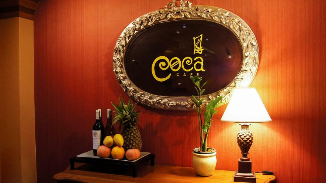 Herald Suites Макати Экстерьер фото